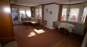 Hotel-appartement La Perle 采尔马特